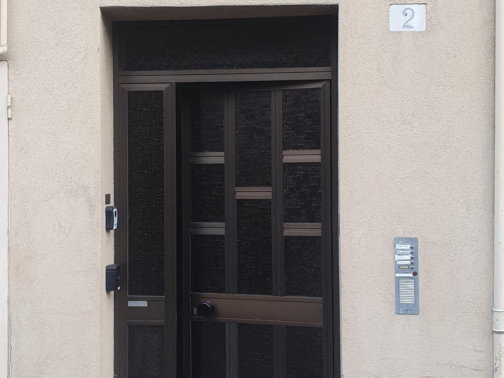 New Private Apt In Como A-C Self Check-In エクステリア 写真